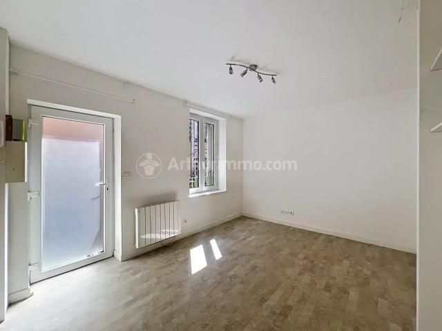 Studio location à Clermont-Ferrand, Clermont-ferrand
