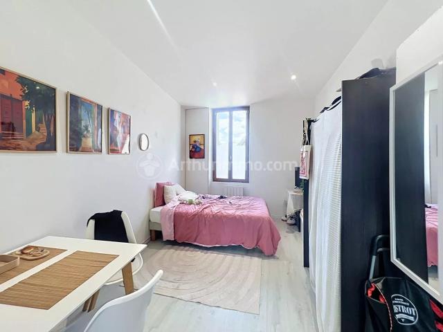 Studio location à Clermont-Ferrand, Clermont-ferrand