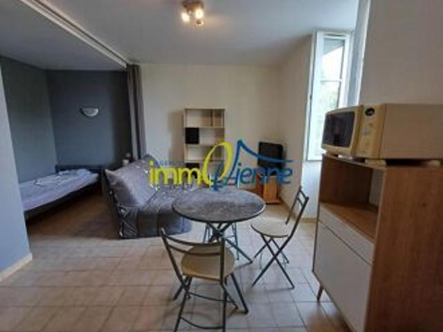 Appartement location à Montmorillon, Lussac-les-châteaux