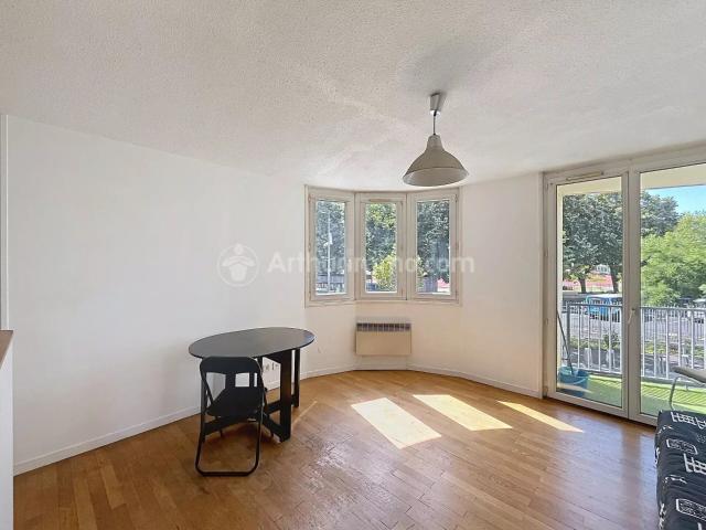 Studio location à Clermont-Ferrand, Clermont-ferrand