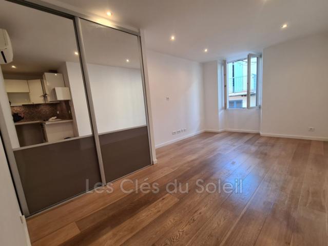 Appartement location à Arrondissement de Toulon, Bandol