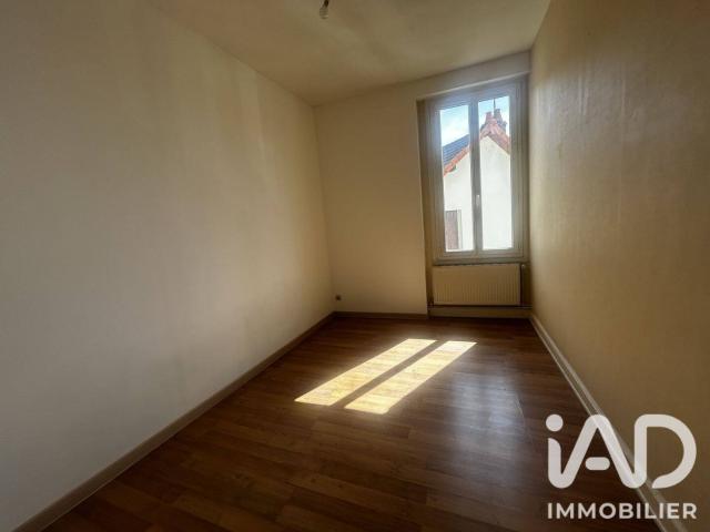 Appartement location à Lavault-Sainte-Anne, Allier
