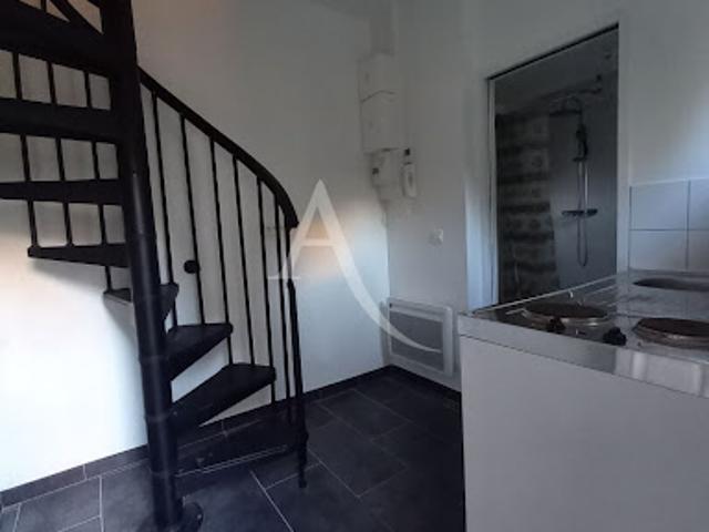 Appartement location à Parc d'activité de la demi-lune, Magny-en-Vexin