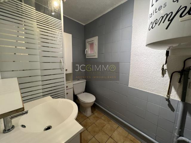 Appartement location à L'Estoularié, Solliès-Ville