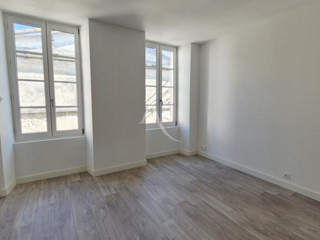 Appartement location à Saint-Jean-d'Angély, Saint-jean-d'angély