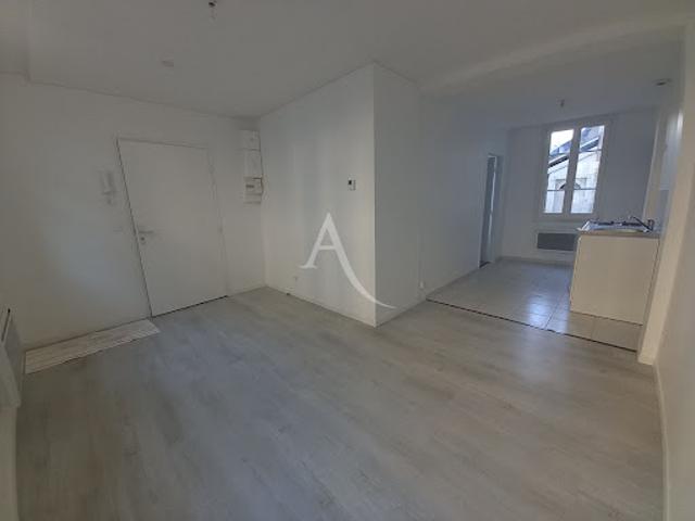 Appartement location à Parc d'activité de la demi-lune, Magny-en-Vexin