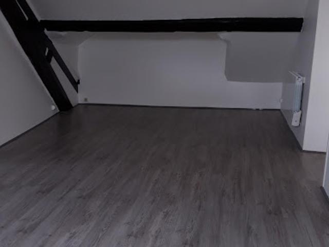 Appartement location à Mérobert, Essonne