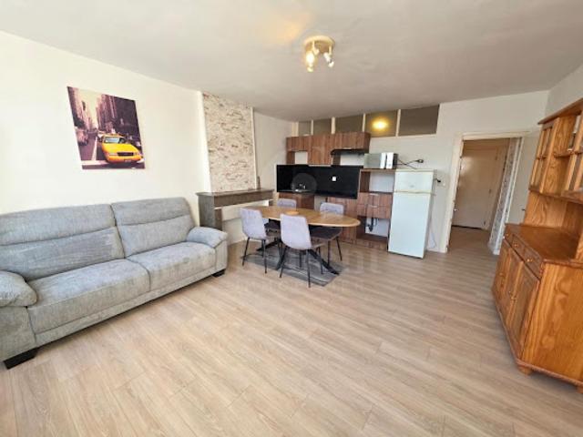 Appartement location à Nîmes, Pont-saint-esprit