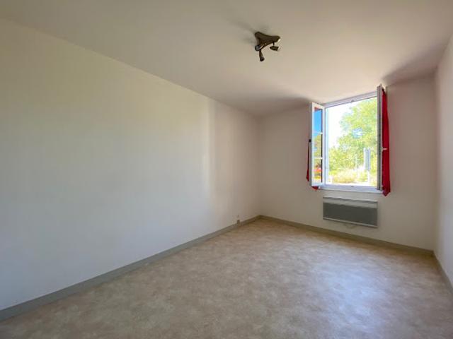 Appartement location à Saint-Martin-de-la-Place, Gennes-Val-de-Loire