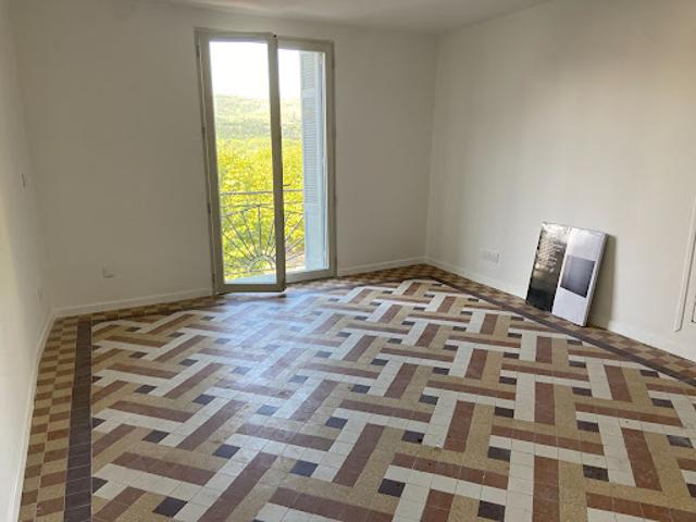 Appartement location à La Calade, Volonne