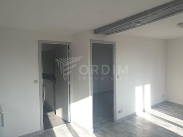 Appartement location à Gy-l'Évêque, Yonne
