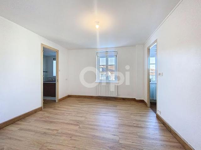 Appartement location à Neufchâteau, Châtenois