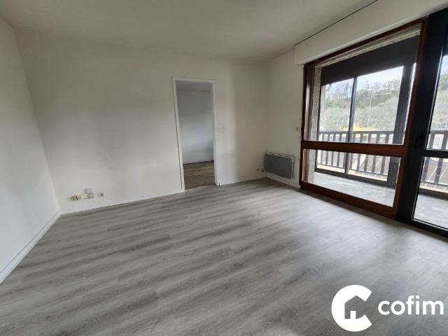 Appartement location à Oloron-Sainte-Marie, Oloron-sainte-marie