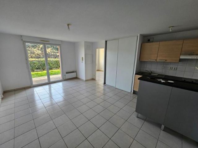 Appartement location à Bost, Allier