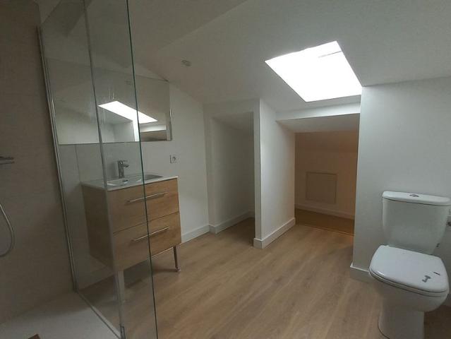 Appartement location à Sous Emblade, L'Isle-Jourdain