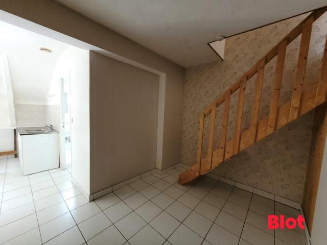 Appartement location à Montreuil-le-gast, La Fontaine Aubert
