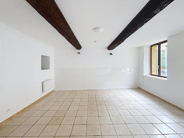 Appartement location à Aix-en-Provence, Lambesc