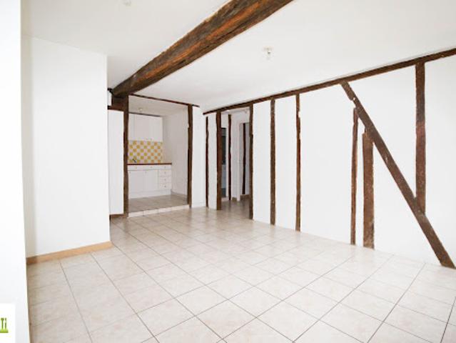 Appartement location à Champ Guerreux, Châtillon-Coligny