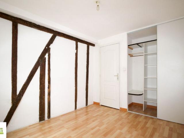 Appartement location à Faubourg du Martinet, Châtillon-Coligny