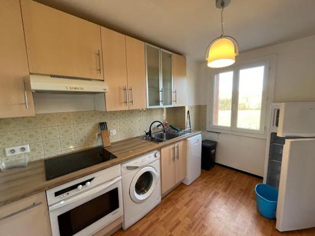 Appartement location à Pruneyrolles, Saint-Étienne-du-Valdonnez