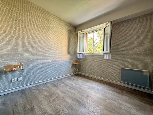 Appartement location à Arrondissement de Draguignan, Saint-raphaël
