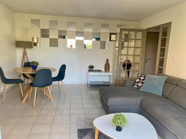 Appartement location à Arrondissement de Draguignan, Saint-raphaël