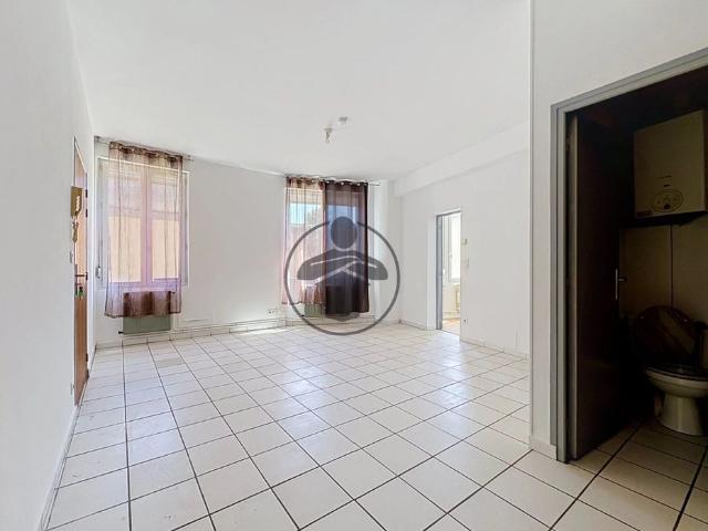 Appartement location à Saint-Quentin, Saint-quentin