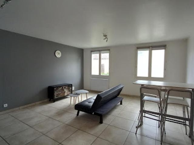 Appartement location à Saintes