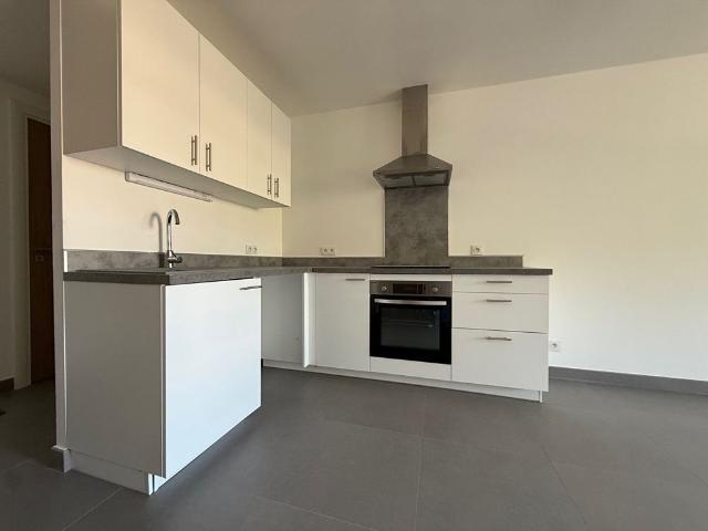 Appartement location à Arrondissement de Draguignan, Saint-raphaël