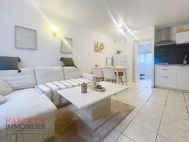 Appartement location à Mesnigoalen, Lesneven