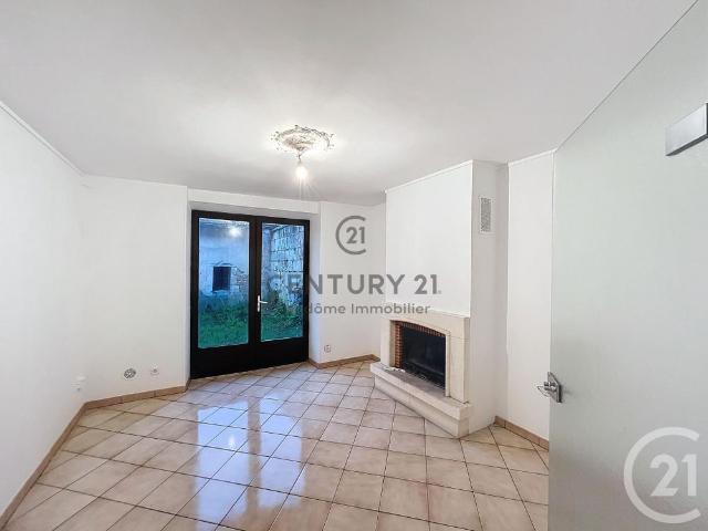 Appartement location à Montêmafroy, Dammard