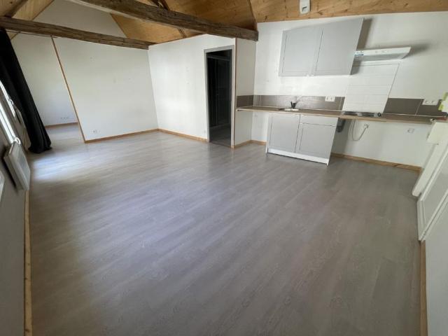 Appartement location à Loches, Descartes