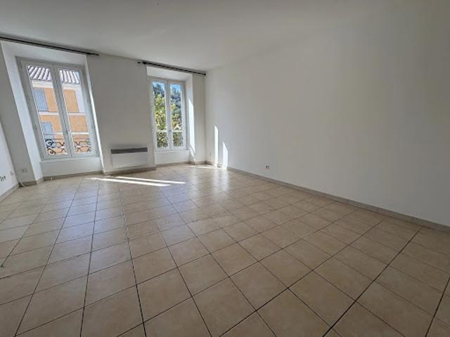Appartement location à Jouques, Bouches-du-Rhône
