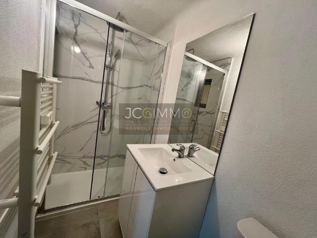 Appartement location à Arrondissement de Toulon, Solliès-ville
