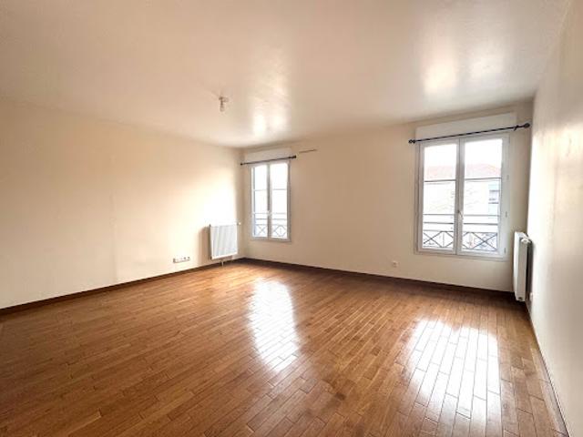 Appartement location à France métropolitaine, Courbevoie