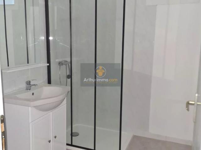 Appartement location à Nîmes, Pont-saint-esprit