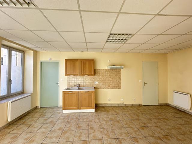 Appartement location à Les Coignys, Cluny