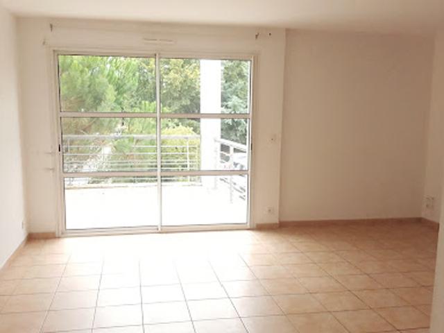 Appartement location à Sous Emblade, L'Isle-Jourdain