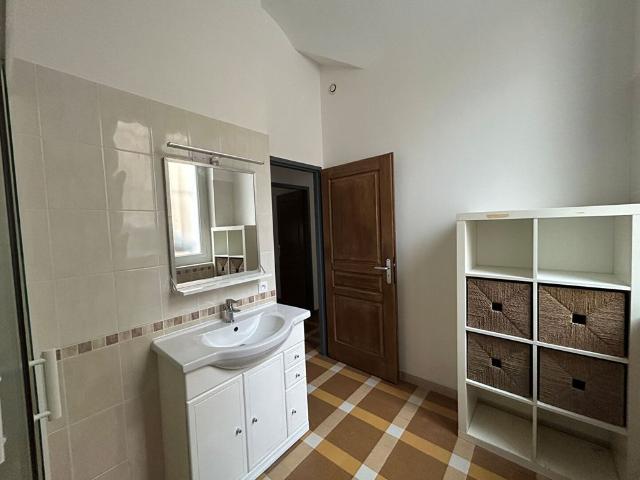 Appartement location à Nîmes, Bezouce