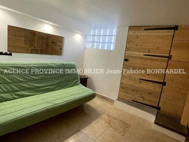 Appartement location à Suze-la-Rousse, Drôme