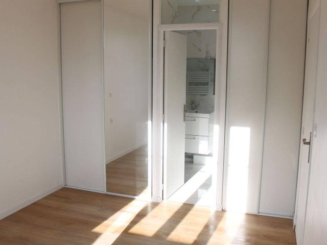 Studio location à Vallées, Colombes