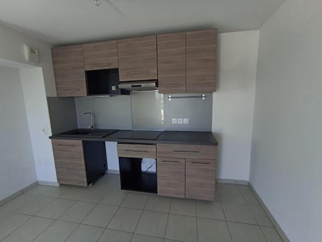 Appartement location à France métropolitaine, Miramas