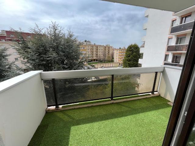Appartement location à Saint-Étienne, Saint-etienne