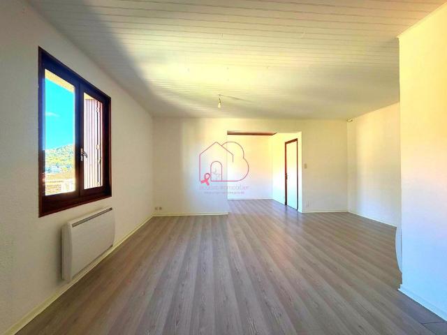 Appartement location à Lestrunie, Firmi