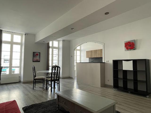 Appartement location à France métropolitaine, Rochefort