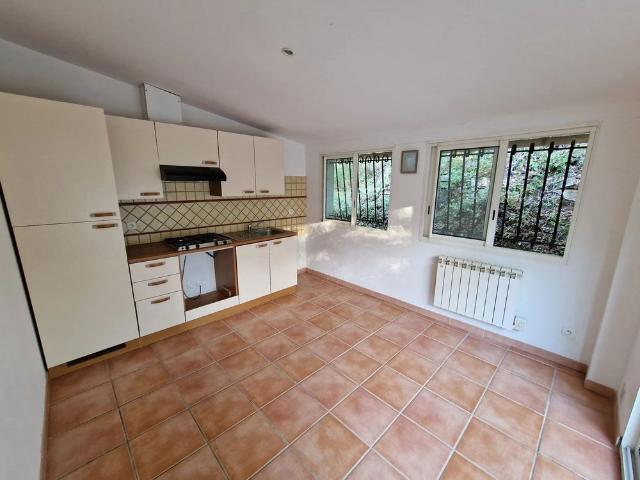 Appartement location à Jouques, Bouches-du-Rhône