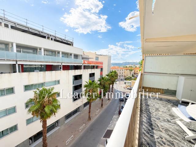 Studio location à Grasse, Antibes