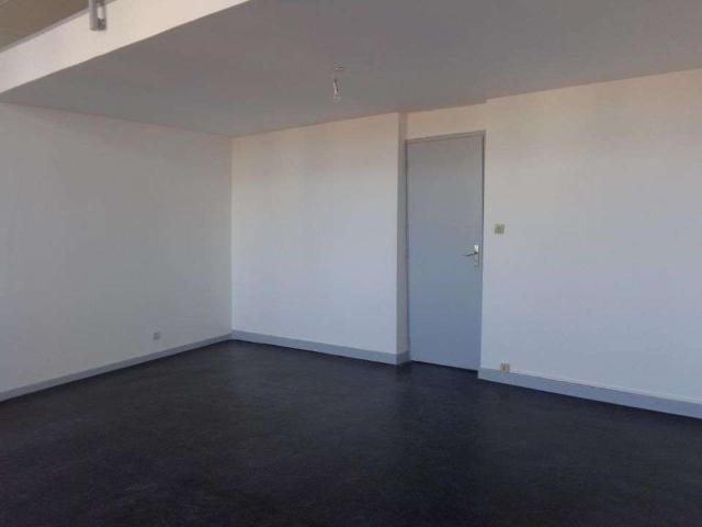 Appartement location à Saint-Étienne, Saint-etienne