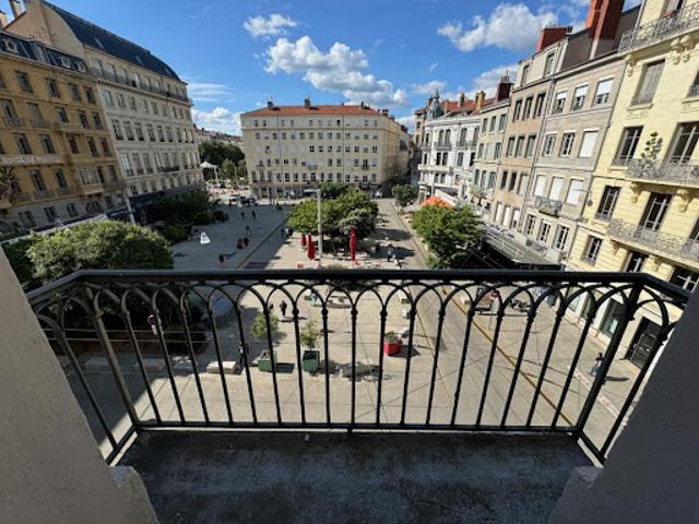Appartement location à Saint-Étienne, Saint-etienne