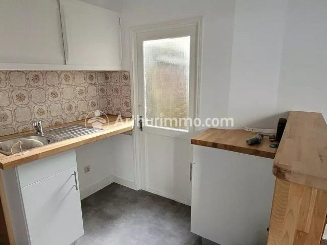 Appartement location à Saint-Jean-d'Angély, Saint-jean-d'angély